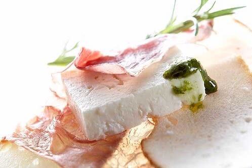 Receta: sándwich de queso Feta de oveja con Cecinas de León
